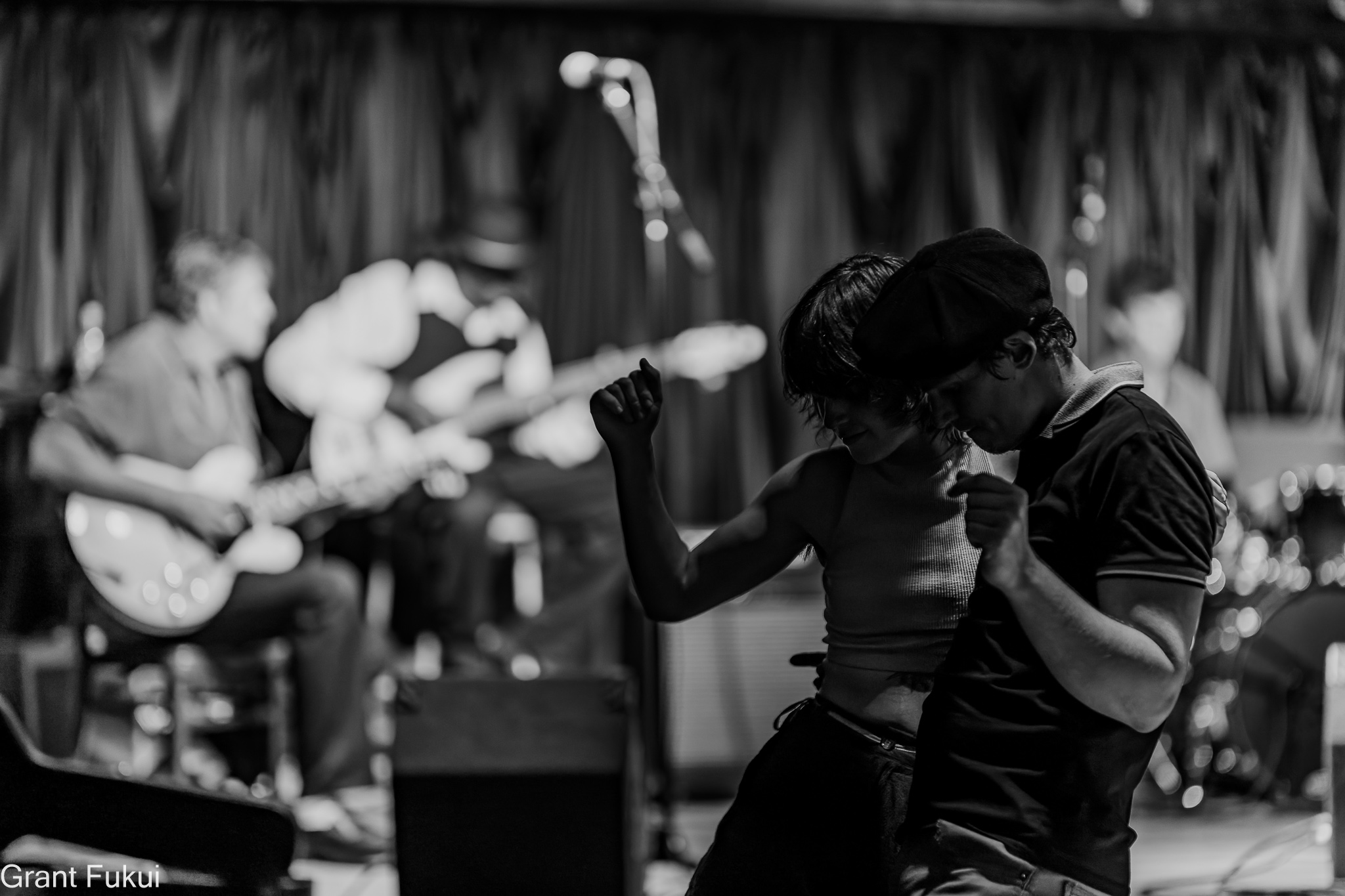 Shimmy-Shakin-Blues-CMDance